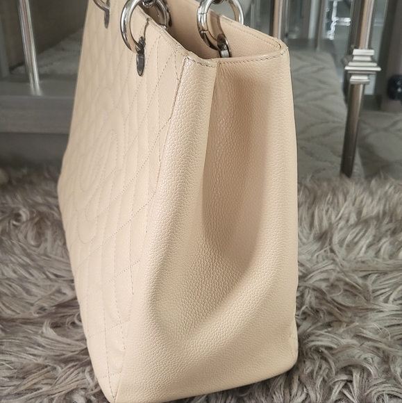 *SOLD* Chanel GST Grand Shopping Tote Bag - Picture 3 of 16